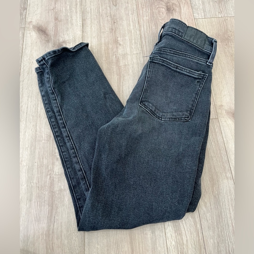 Madewell The Perfect Vintage Jean Size 26 in Black